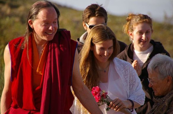 800px-Allegra_greeting_Geshe_Michael_and_Lama_Christie